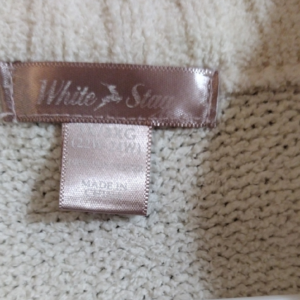 Cozy Cream Zip-Up Sweater - Picture 2 of 4